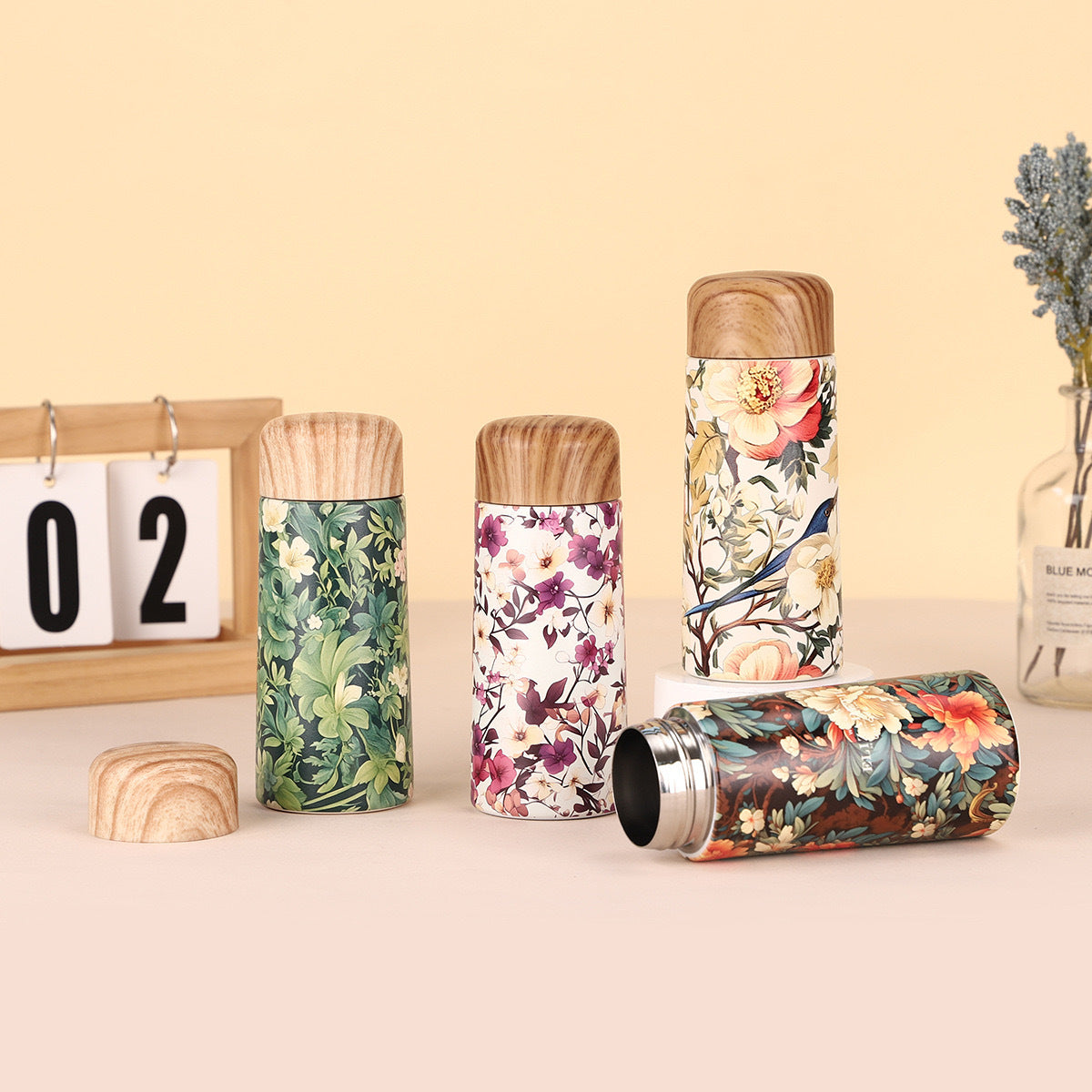 Mini 316 Stainless Steel Vacuum Insulated Bottle | Portable Pocket Travel Mug with Wood-Grain Lid | Leakproof Thermal Coffee Cup